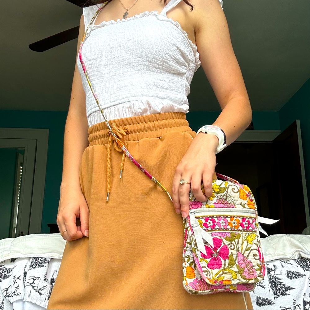 Vera Bradley mini crossbody bag | Tea Party pattern